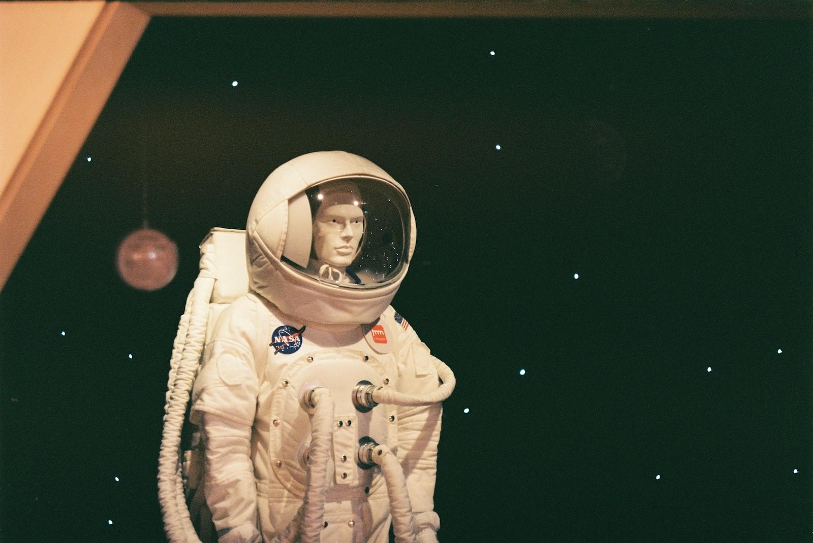 An astronaut suit on display in a museum